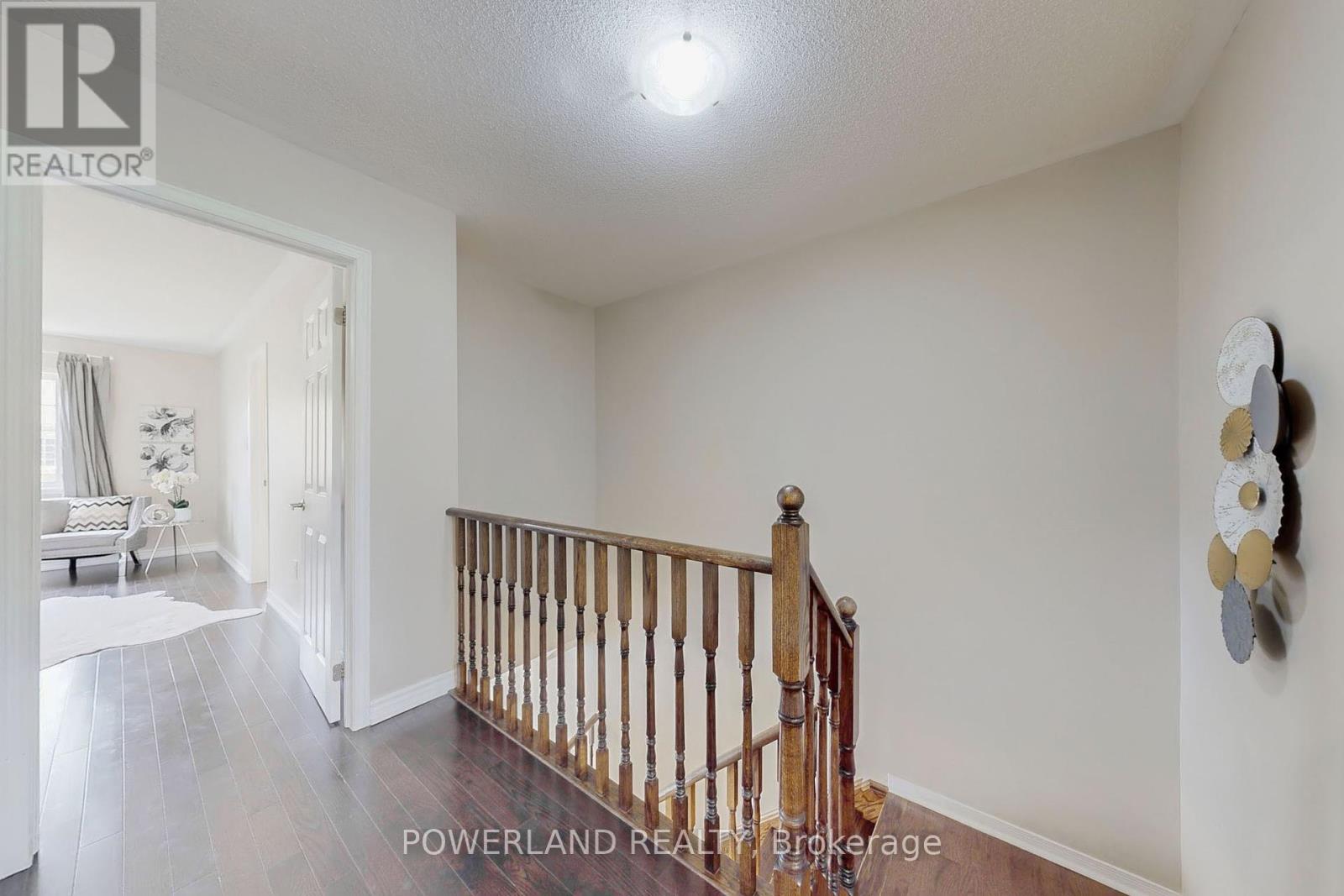 111 Spruce Pine Crescent, Vaughan, Ontario  L6A 0X7 - Photo 19 - N12213146