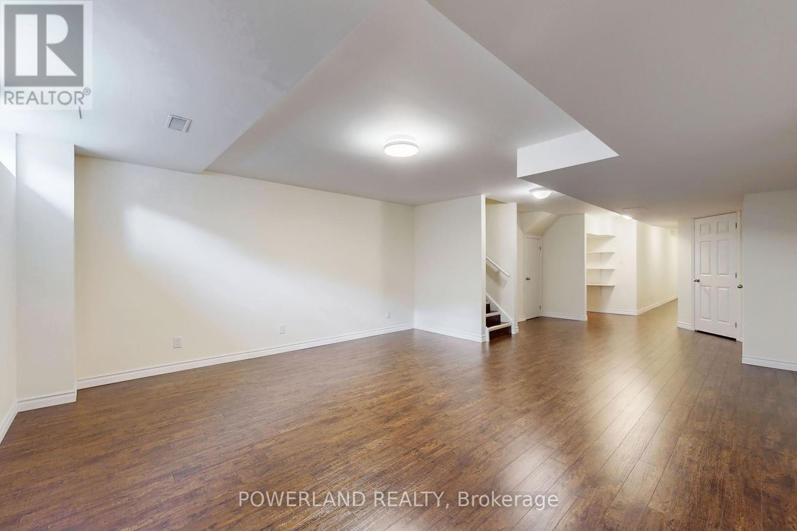 111 Spruce Pine Crescent, Vaughan, Ontario  L6A 0X7 - Photo 33 - N12213146
