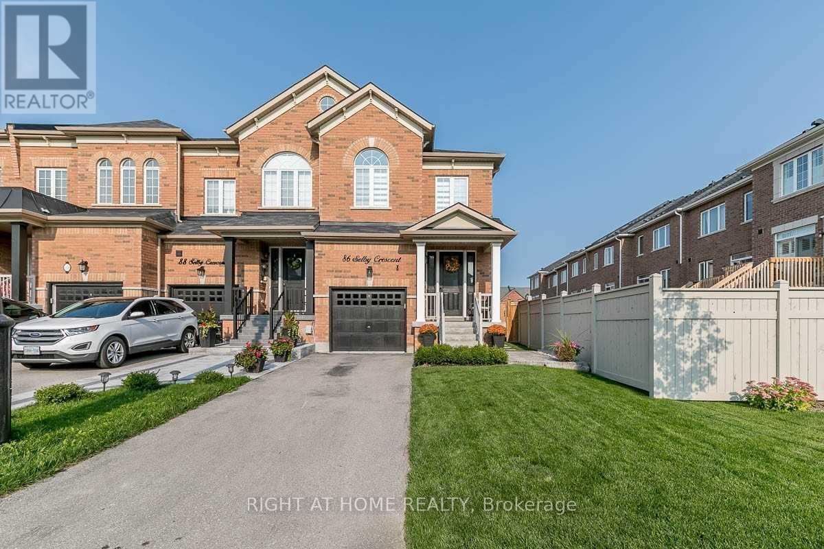 86 Selby Crescent, Bradford West Gwillimbury (Bradford), Ontario  L3Z 0V3 - Photo 2 - N12213209
