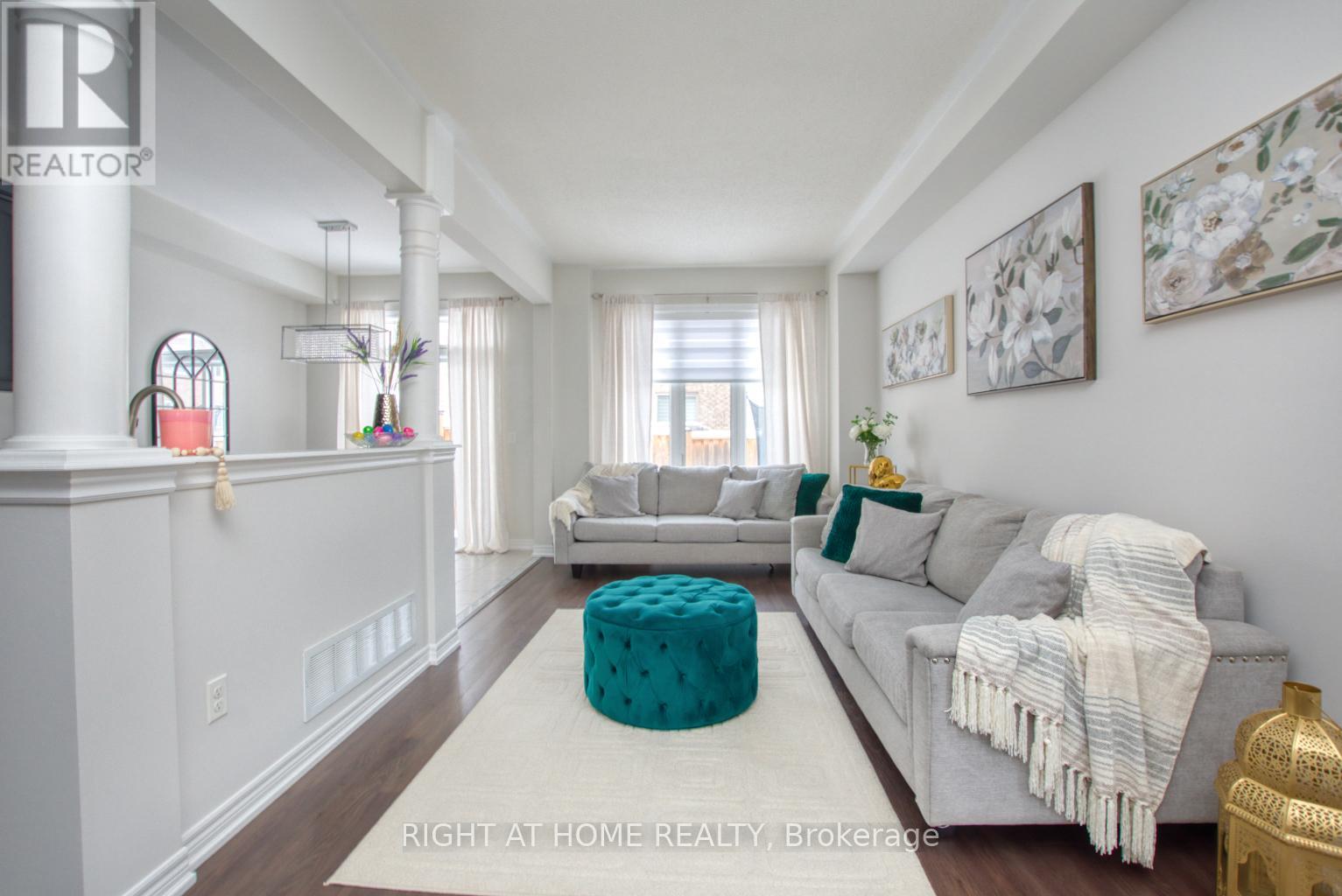 86 Selby Crescent, Bradford West Gwillimbury (Bradford), Ontario  L3Z 0V3 - Photo 8 - N12213209