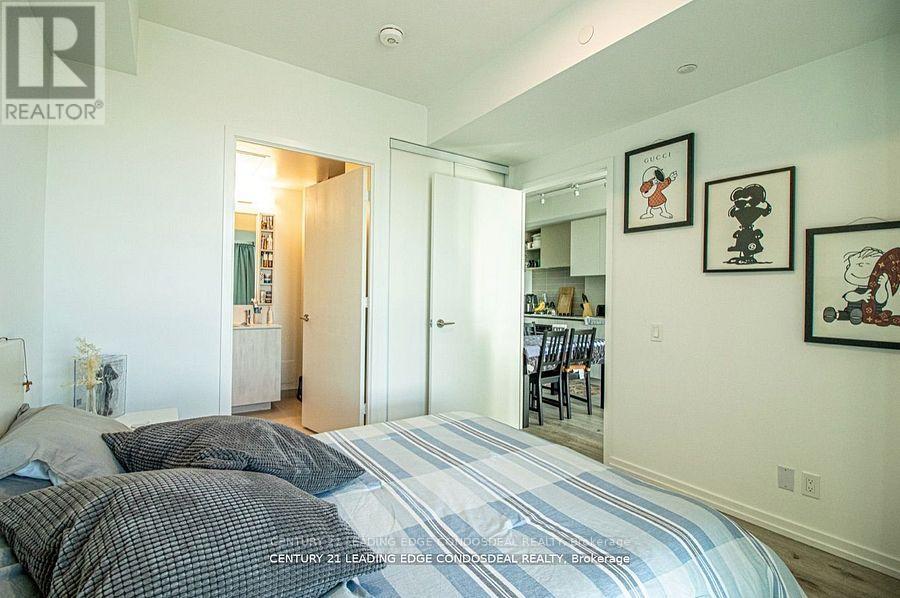 1906 - 1000 Portage Parkway, Vaughan, Ontario  L4K 0L1 - Photo 12 - N12213215