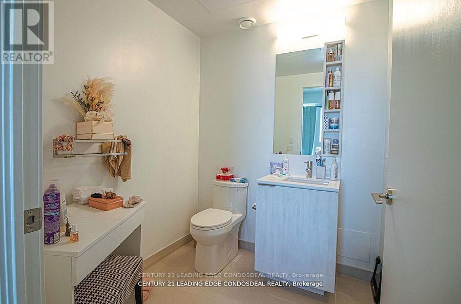 1906 - 1000 Portage Parkway, Vaughan, Ontario  L4K 0L1 - Photo 13 - N12213215