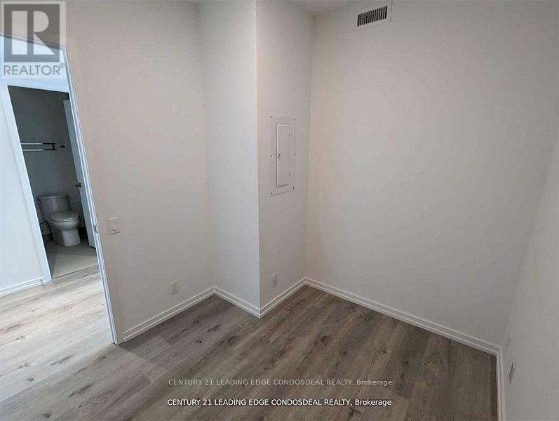 1906 - 1000 Portage Parkway, Vaughan, Ontario  L4K 0L1 - Photo 14 - N12213215