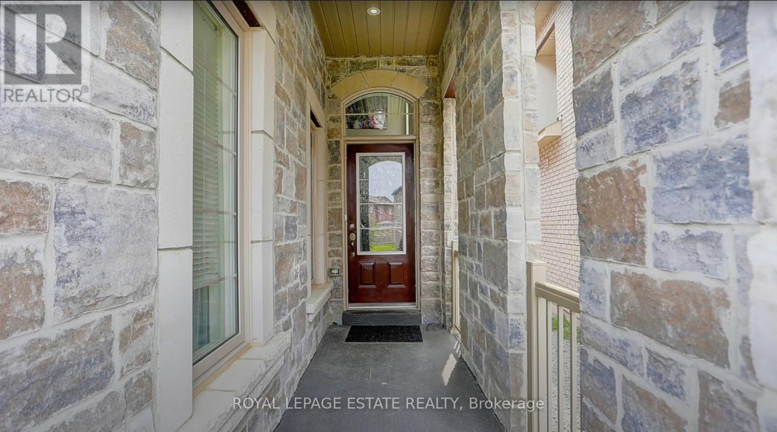 Property at 33 KAVANAGH AVENUE image 3