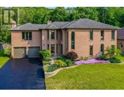 19 PRIEST AVENUE, Springwater, Ontario