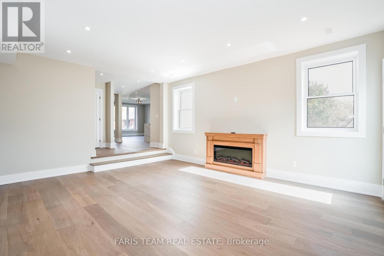 9 Bertram Drive, Springwater, Ontario  L0L 1P0 - Photo 13 - S12213224