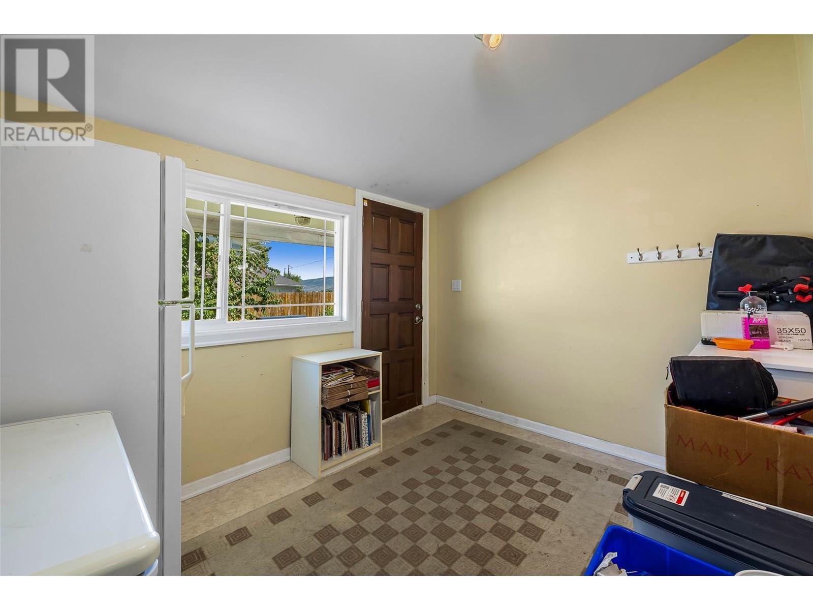 755 Crestline Street, Kamloops, British Columbia  V2B 5X2 - Photo 17 - 10351659