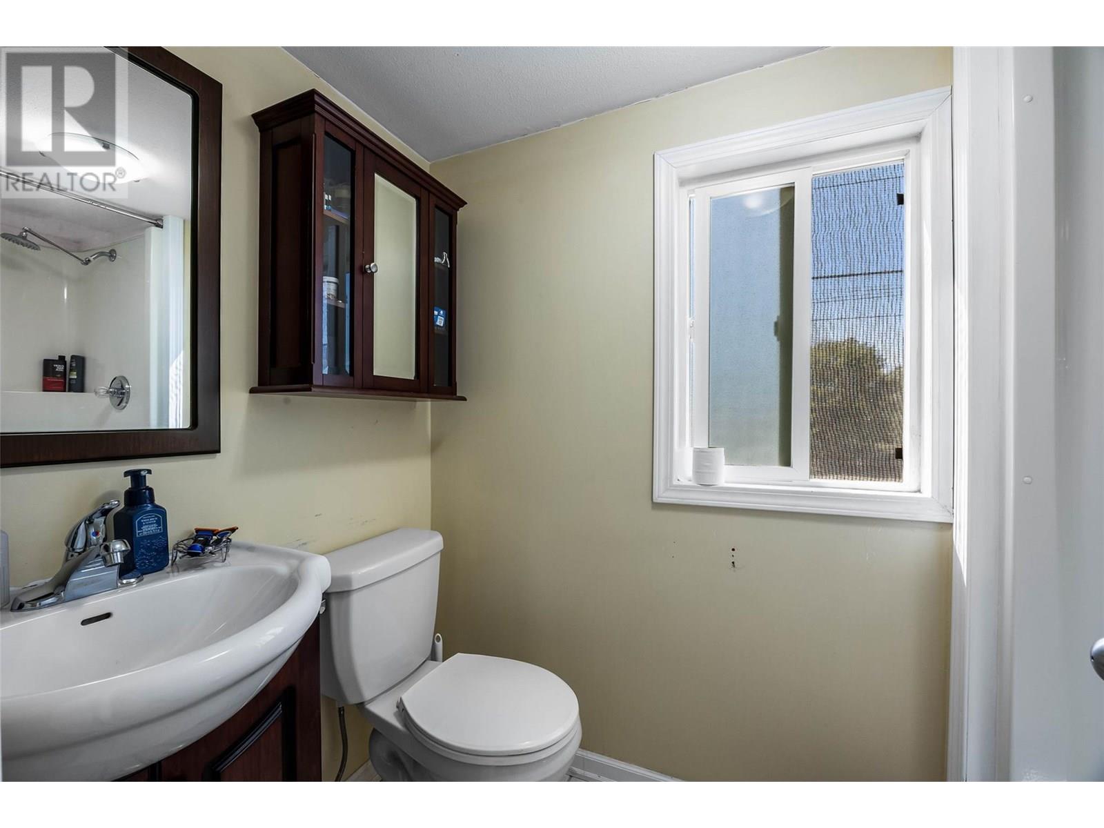 755 Crestline Street, Kamloops, British Columbia  V2B 5X2 - Photo 25 - 10351659