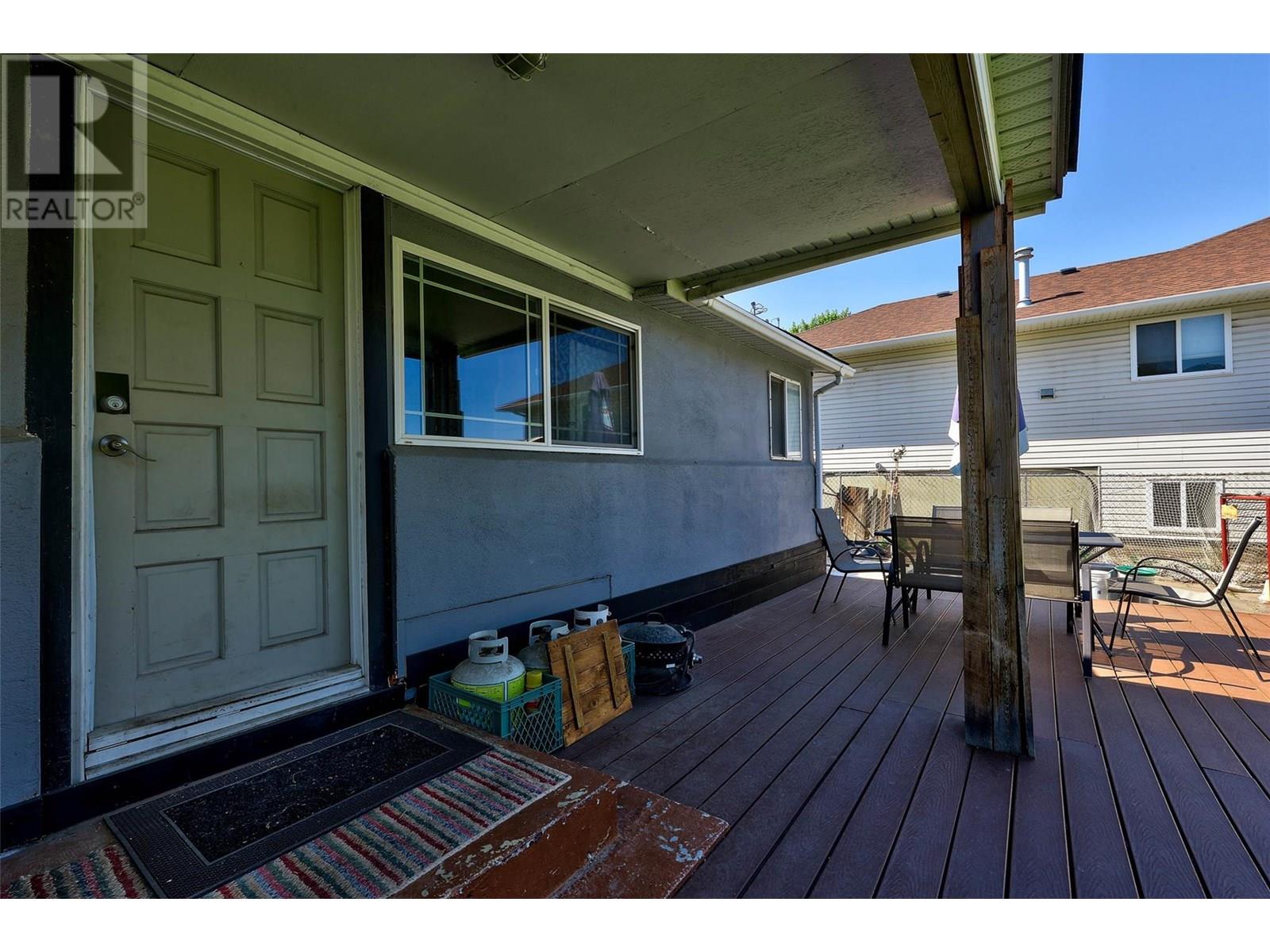755 Crestline Street, Kamloops, British Columbia  V2B 5X2 - Photo 32 - 10351659