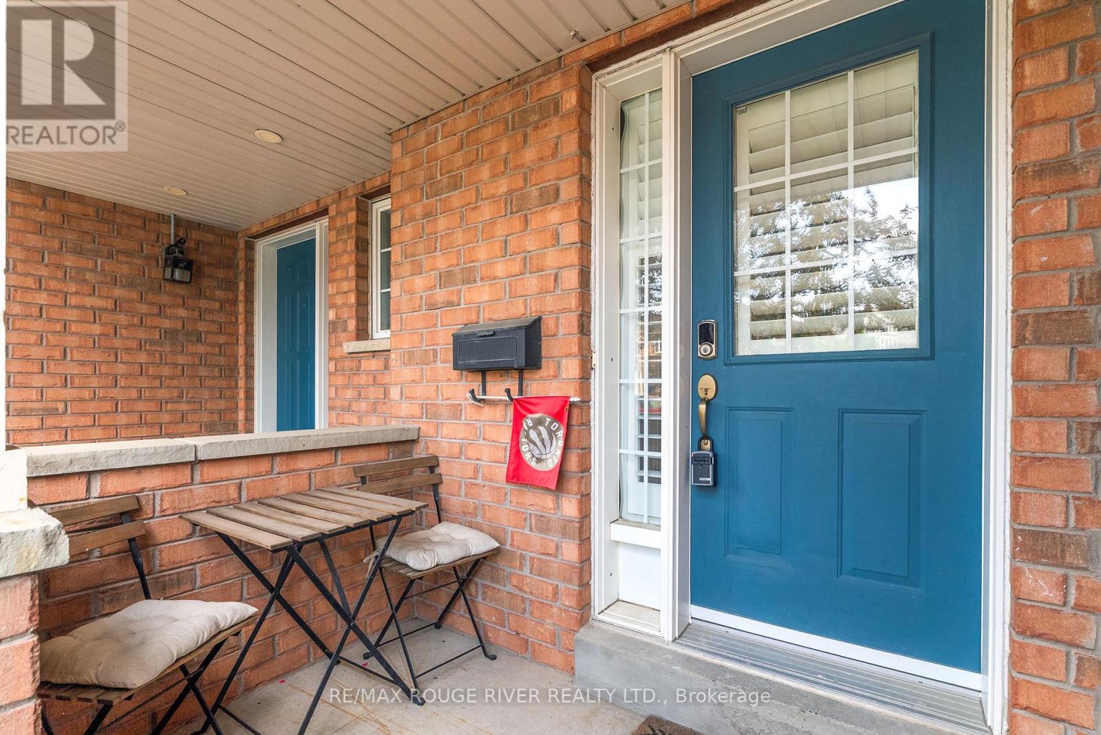 32 Palisades Court, Whitby, Ontario  L1N 9T8 - Photo 3 - E12213362