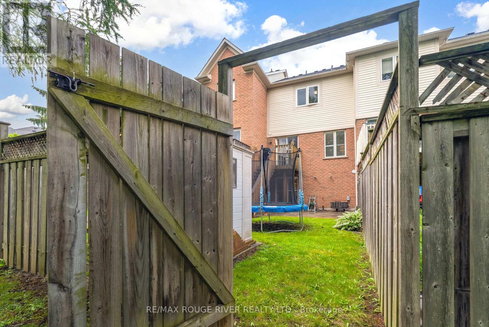 32 Palisades Court, Whitby, Ontario  L1N 9T8 - Photo 41 - E12213362