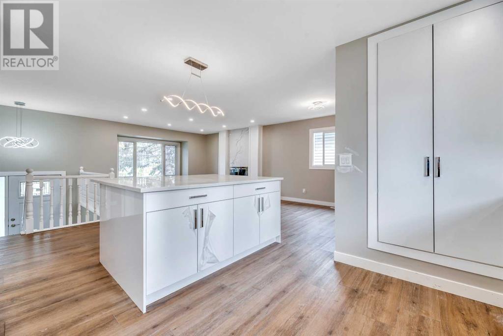751 Rundleridge Drive Ne, Calgary, Alberta  T1Y 2L1 - Photo 8 - A2224306