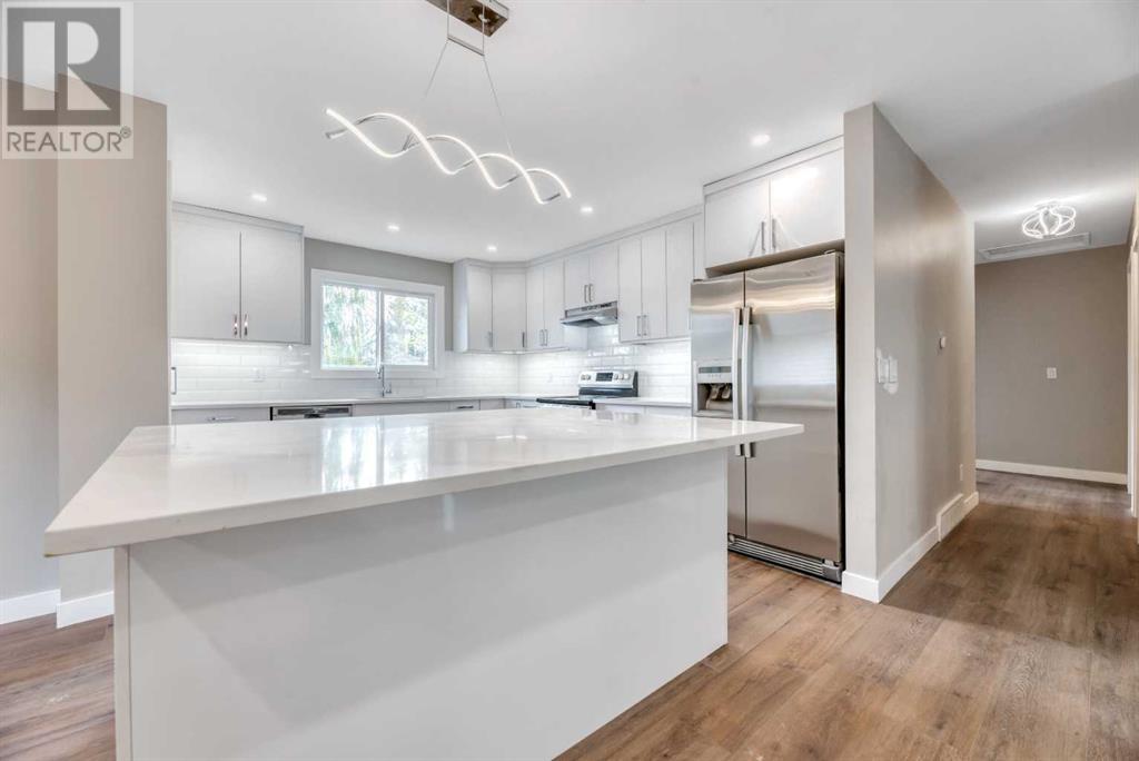 751 Rundleridge Drive Ne, Calgary, Alberta  T1Y 2L1 - Photo 7 - A2224306