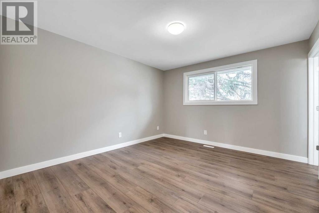 751 Rundleridge Drive Ne, Calgary, Alberta  T1Y 2L1 - Photo 11 - A2224306