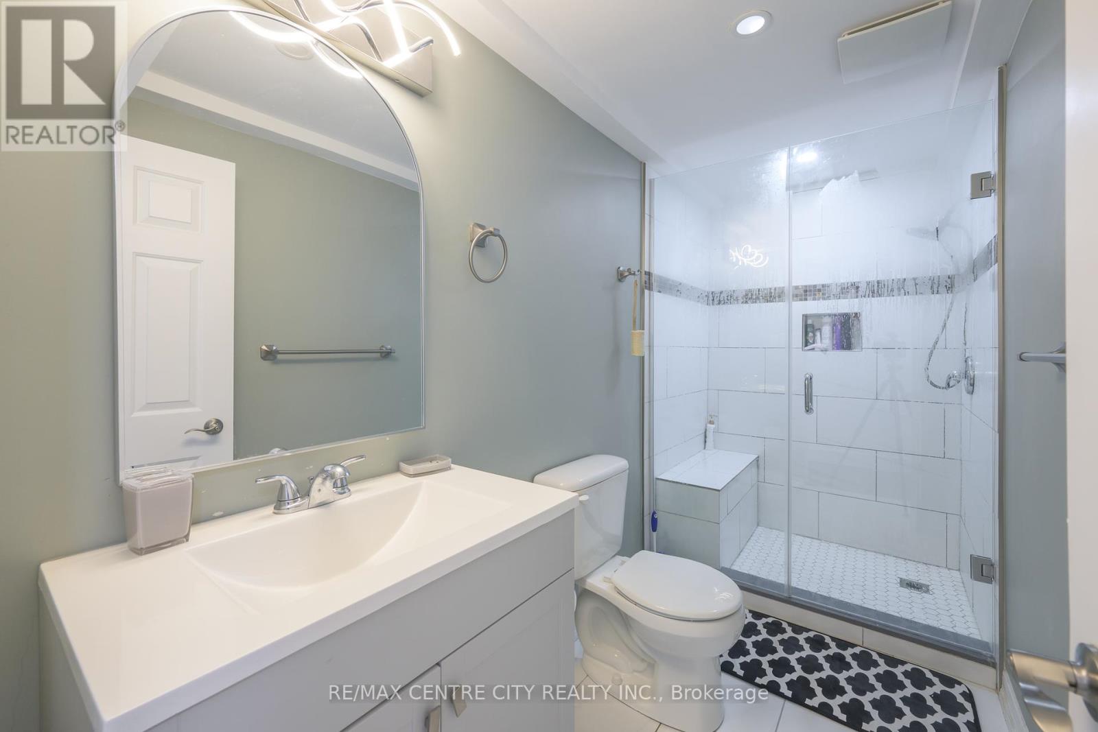 9 Bonnie Place, St. Thomas, Ontario  N5R 5W3 - Photo 32 - X12213298