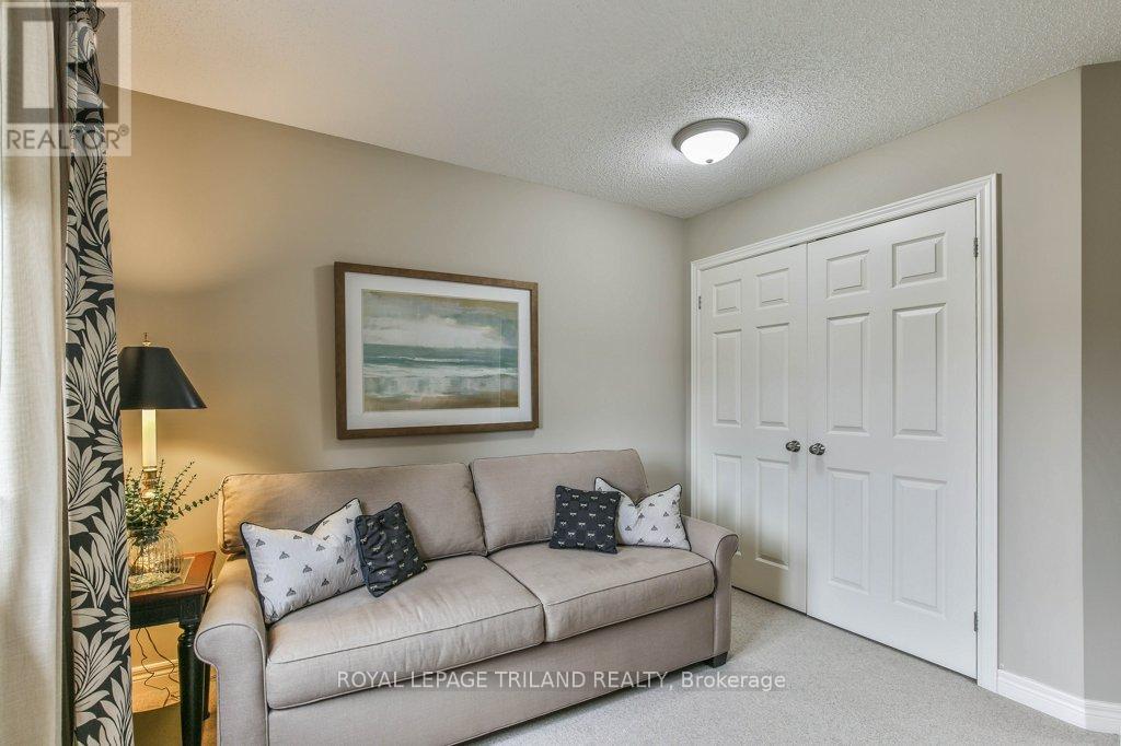 Photo 29 of 50 for 896 Cranbrook Road