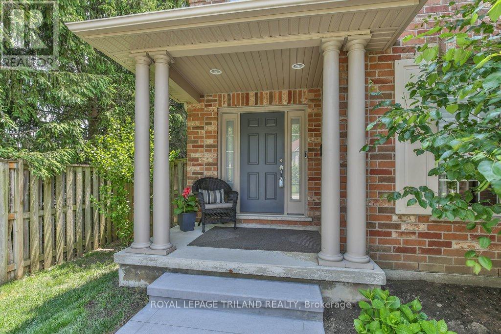 Photo 4 of 50 for 896 Cranbrook Road