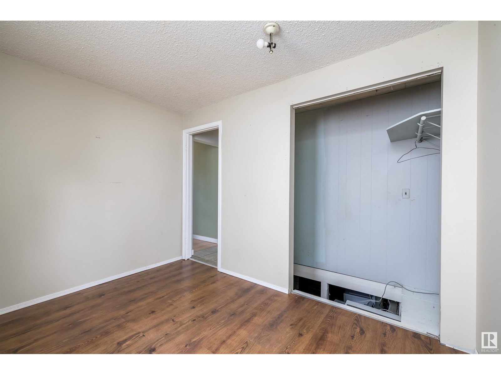 12325 85 St Nw, Edmonton, Alberta  T5B 3H1 - Photo 9 - E4441729