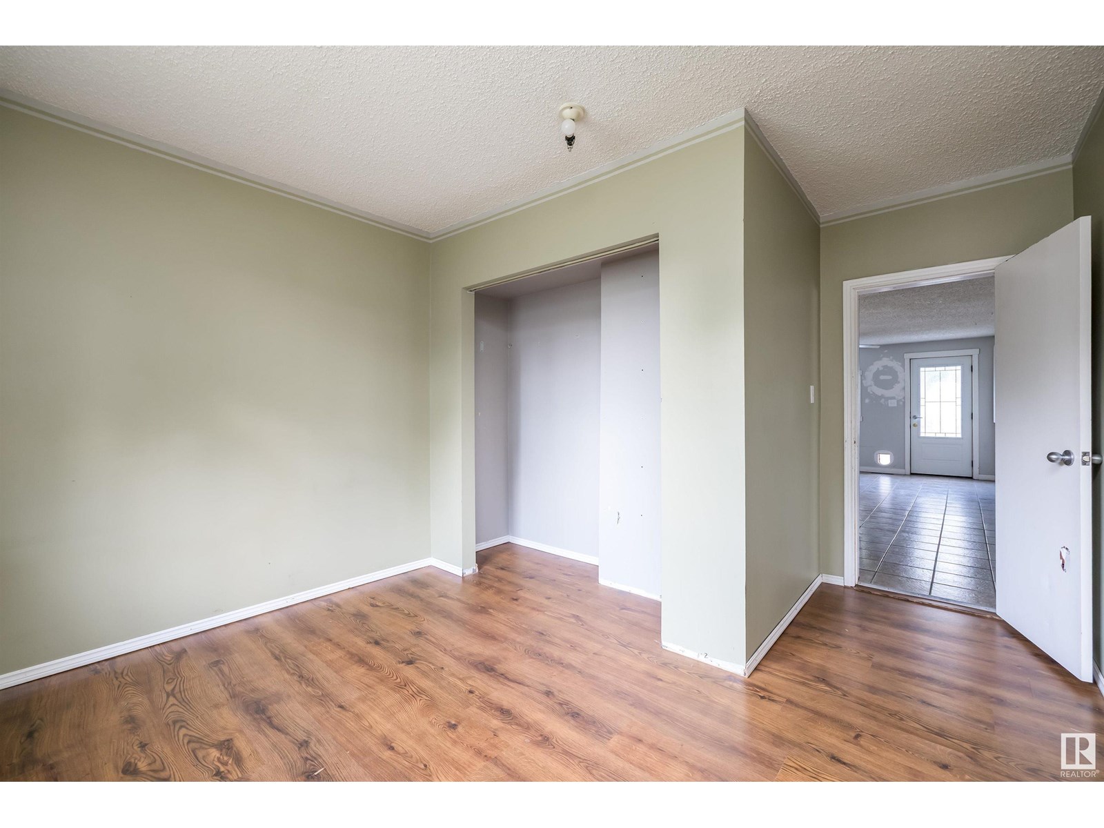12325 85 St Nw, Edmonton, Alberta  T5B 3H1 - Photo 11 - E4441729