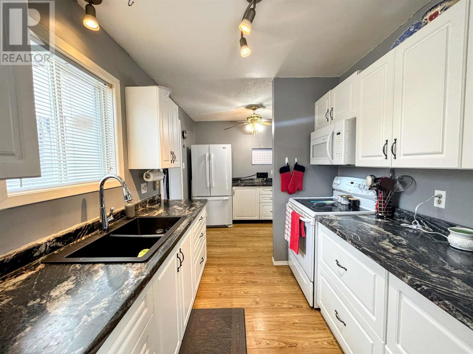 125 Hemlo Dr, Marathon, Ontario  P0T 2E0 - Photo 11 - TB250548