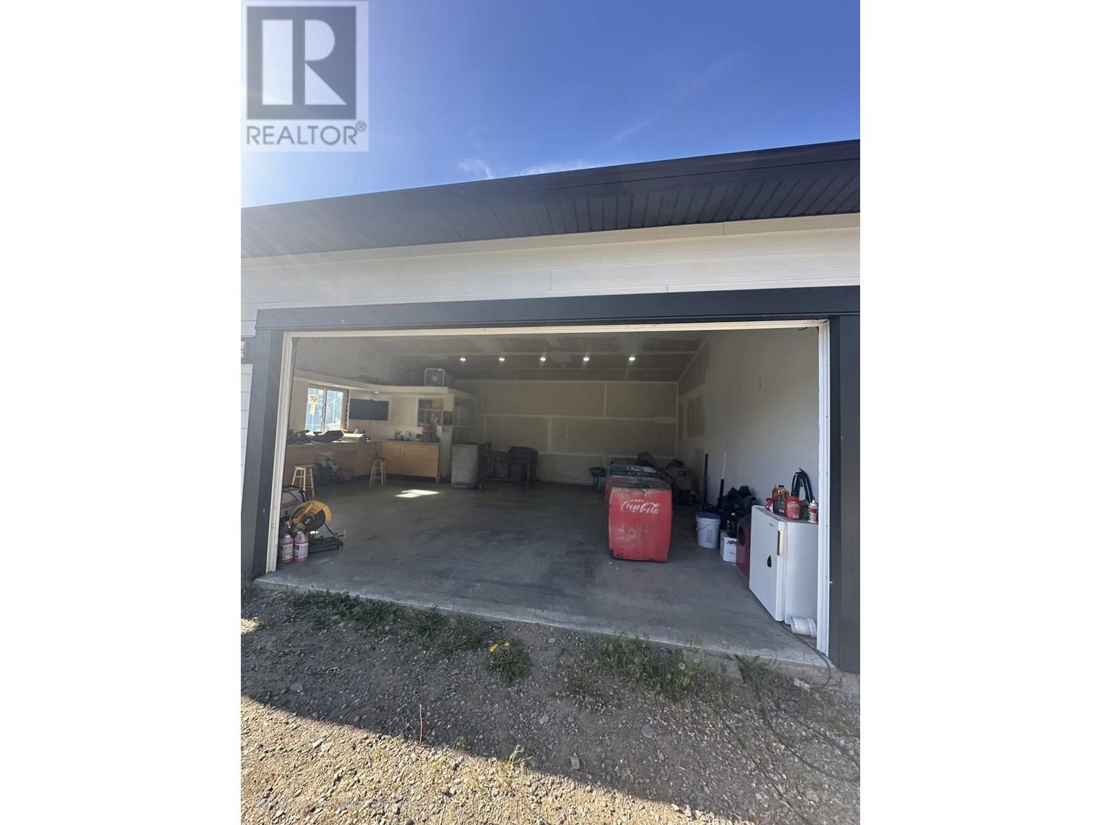 879 Dever Drive, Kamloops, British Columbia  V2B 6P9 - Photo 28 - 10351703