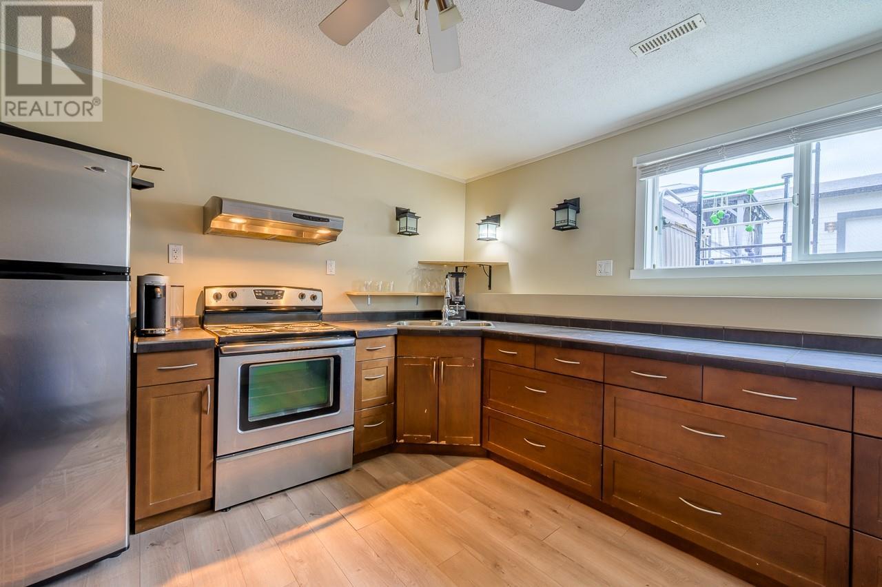 879 Dever Drive, Kamloops, British Columbia  V2B 6P9 - Photo 22 - 10351703