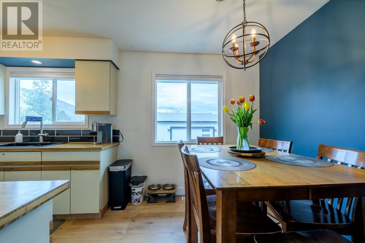 879 Dever Drive, Kamloops, British Columbia  V2B 6P9 - Photo 12 - 10351703
