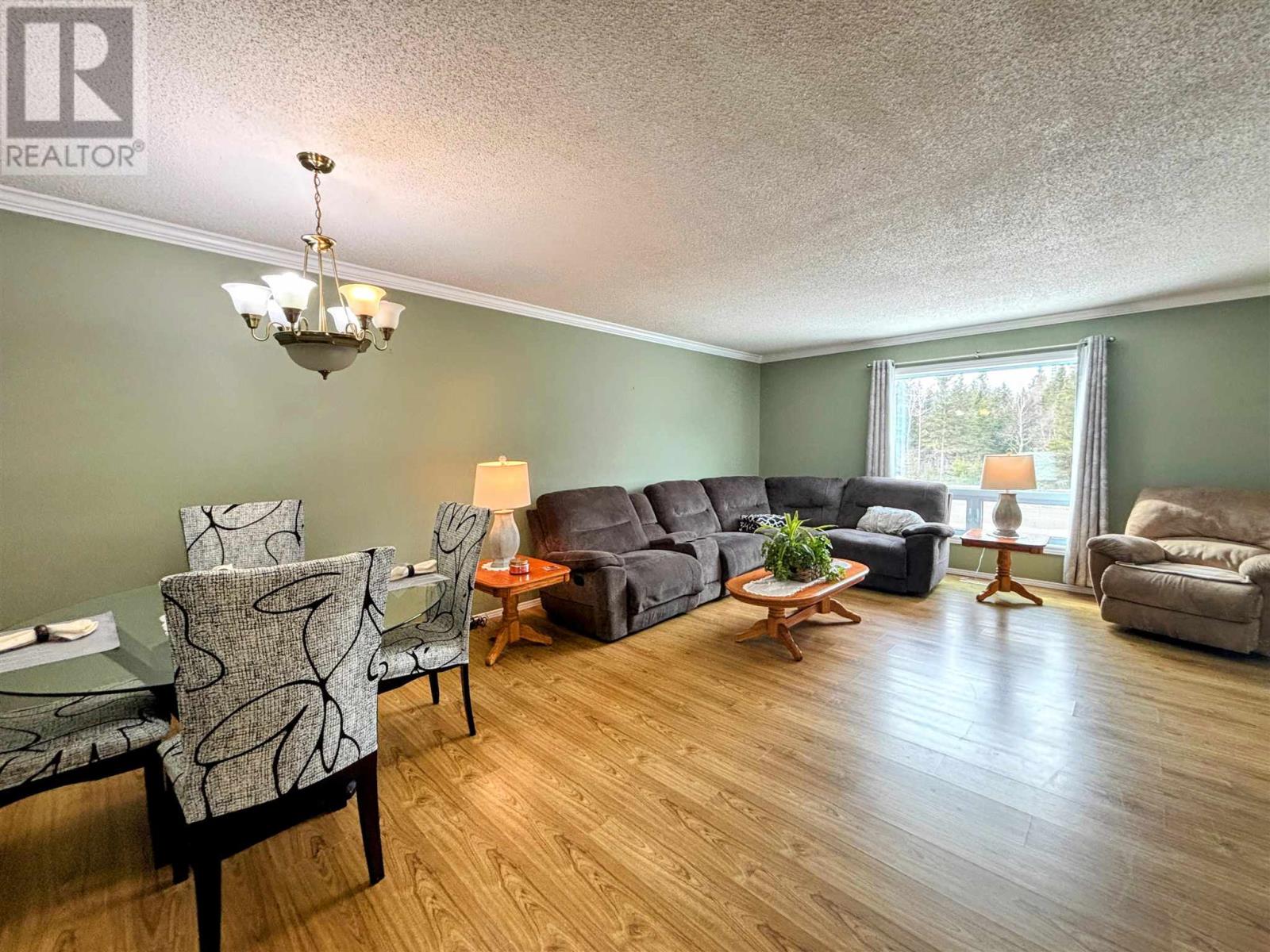 125 Hemlo Dr, Marathon, Ontario  P0T 2E0 - Photo 3 - TB250548