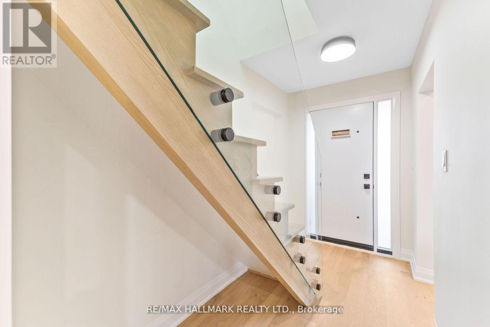 50 Watson Avenue, Toronto (Runnymede-Bloor West Village), Ontario  M6S 4E1 - Photo 3 - W12213031