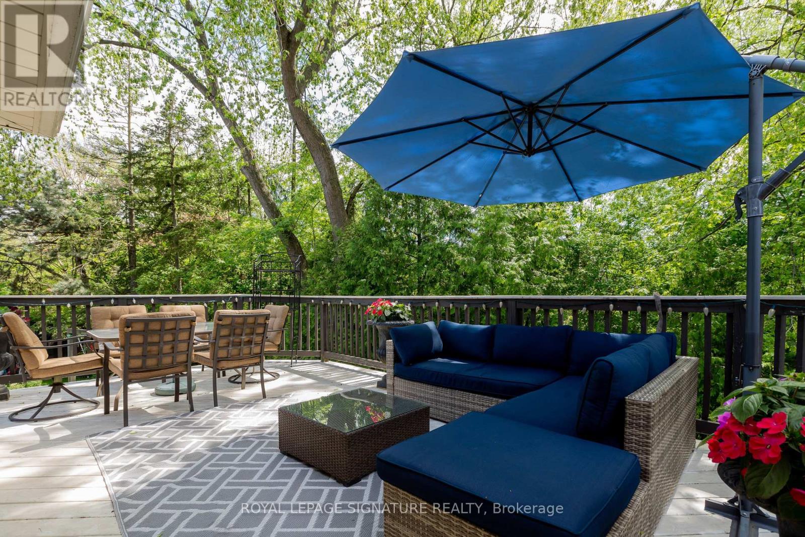 31 Norbert Crescent, Toronto, Ontario  M9C 3J8 - Photo 17 - W12213038