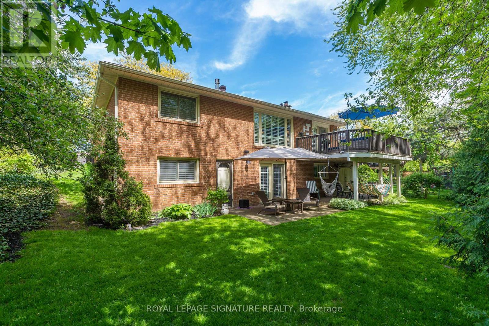 31 Norbert Crescent, Toronto, Ontario  M9C 3J8 - Photo 32 - W12213038