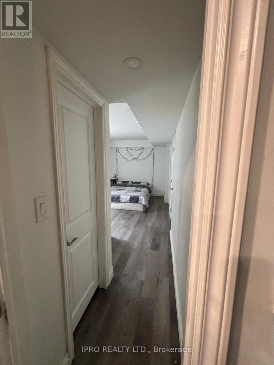 Bsmt - 40 Monte Vista Trail, Brampton (Heart Lake East), Ontario  L6Z 2G5 - Photo 10 - W12213048
