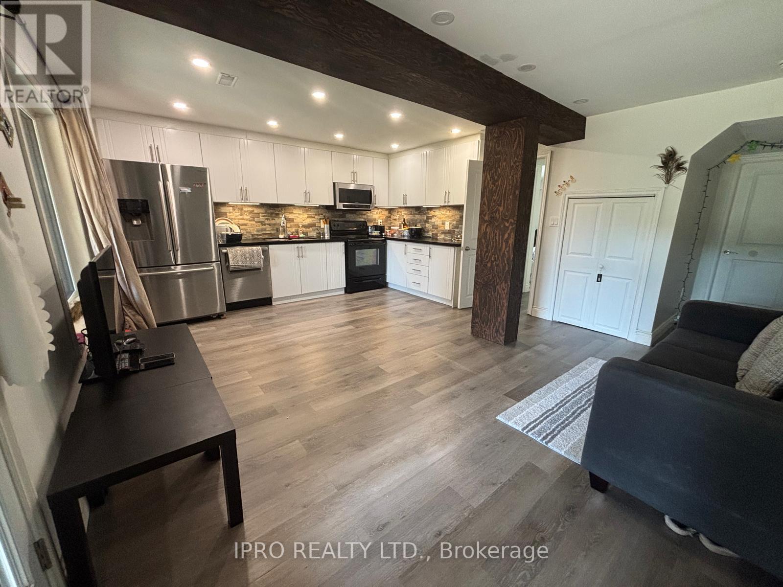 Bsmt - 40 Monte Vista Trail, Brampton (Heart Lake East), Ontario  L6Z 2G5 - Photo 4 - W12213048
