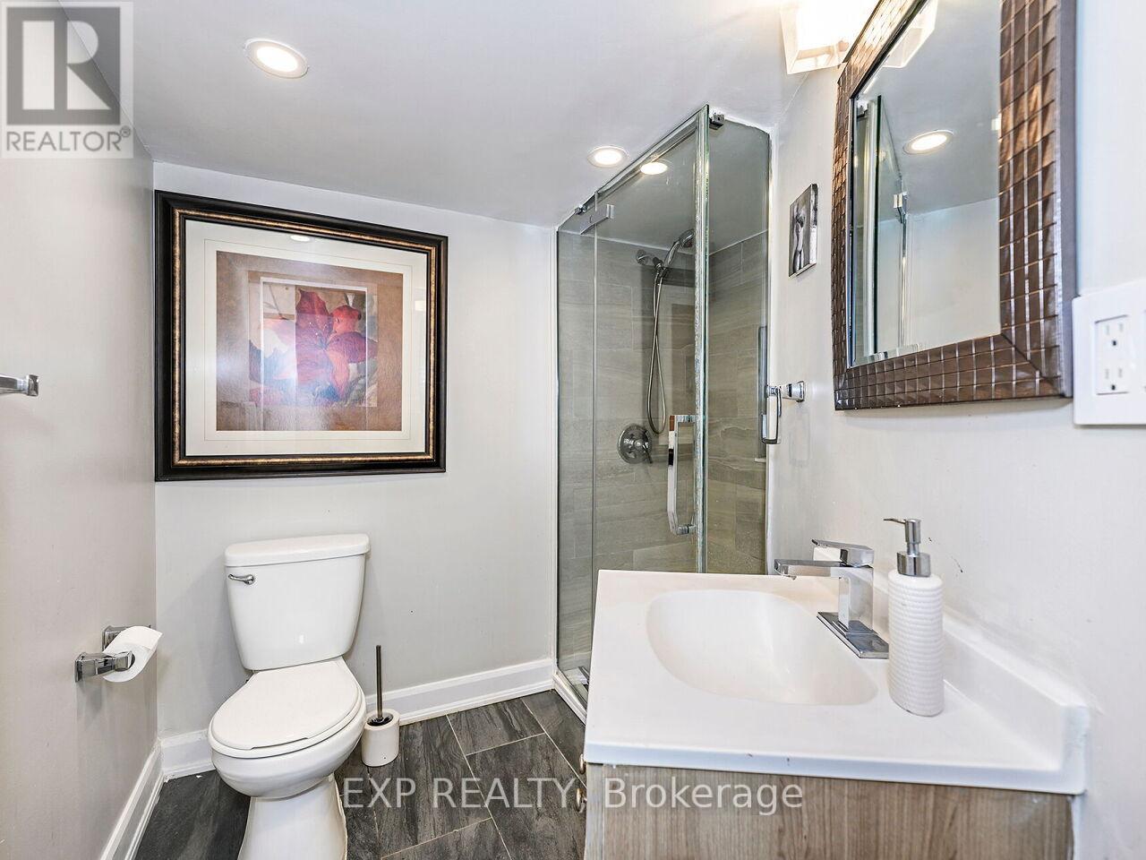 4 - 2351 Lakeshore Road W, Oakville, Ontario  L6L 1H4 - Photo 37 - W12213063