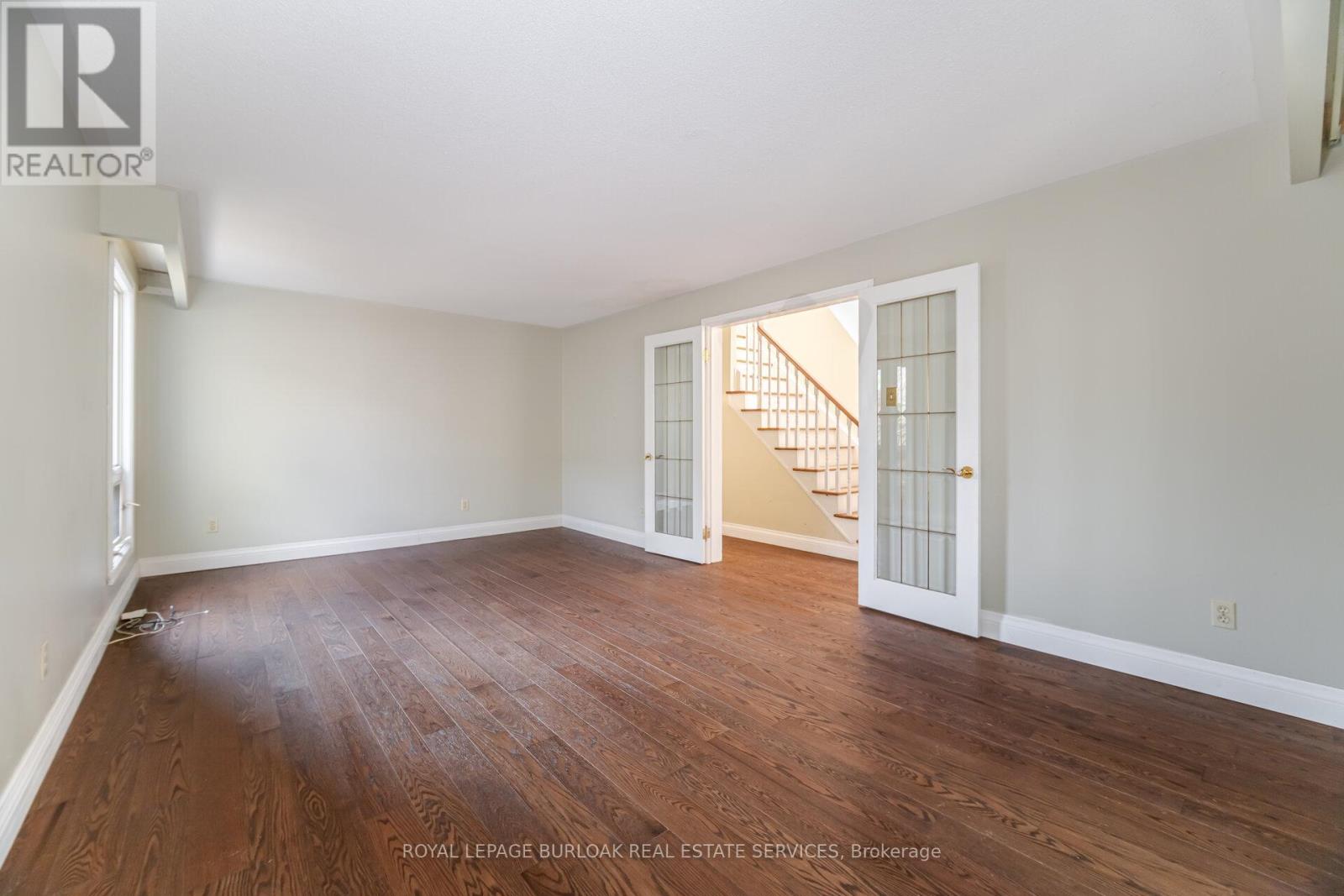 204 Arichat Road, Oakville, Ontario  L6J 5N4 - Photo 16 - W12213065