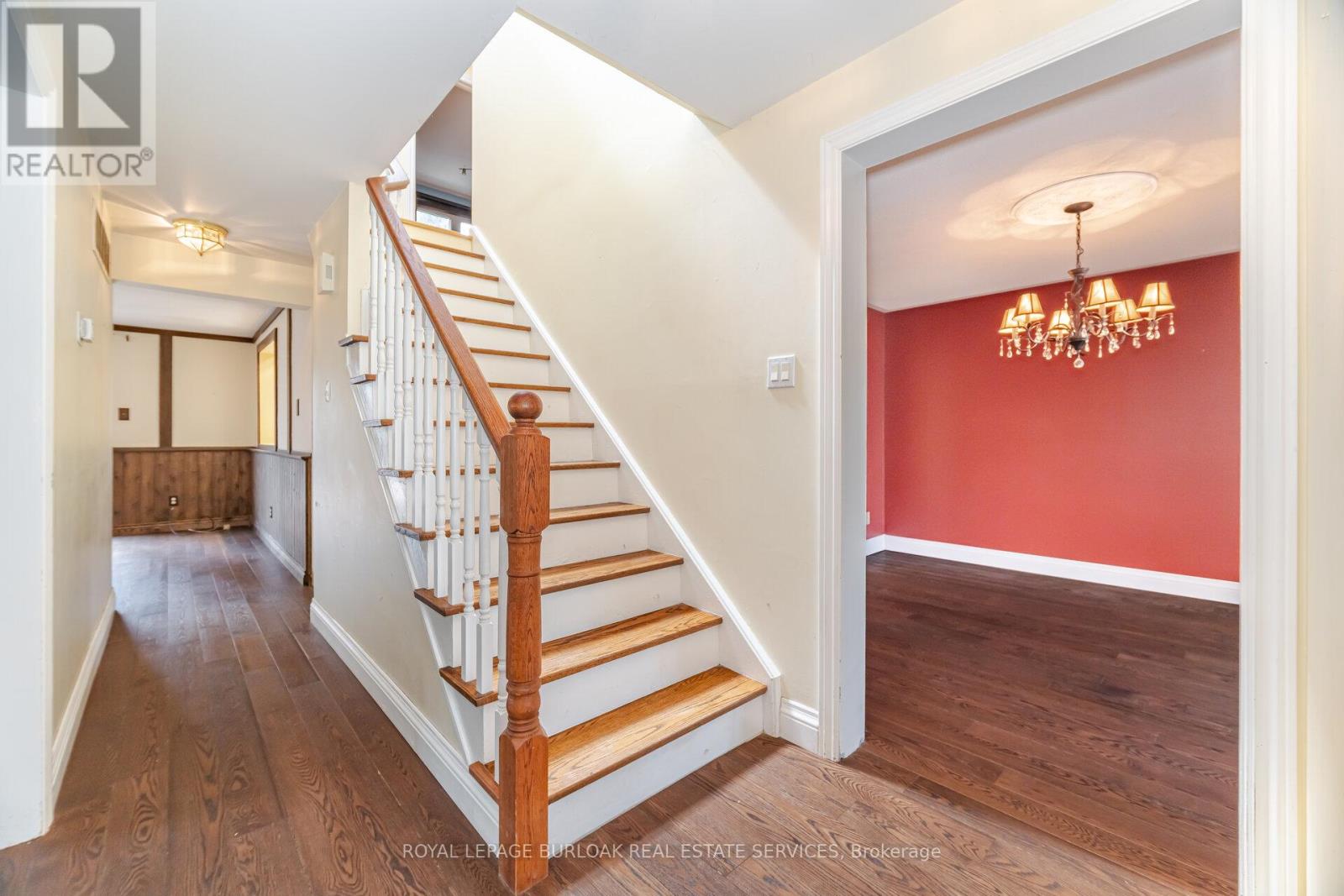 204 Arichat Road, Oakville, Ontario  L6J 5N4 - Photo 18 - W12213065