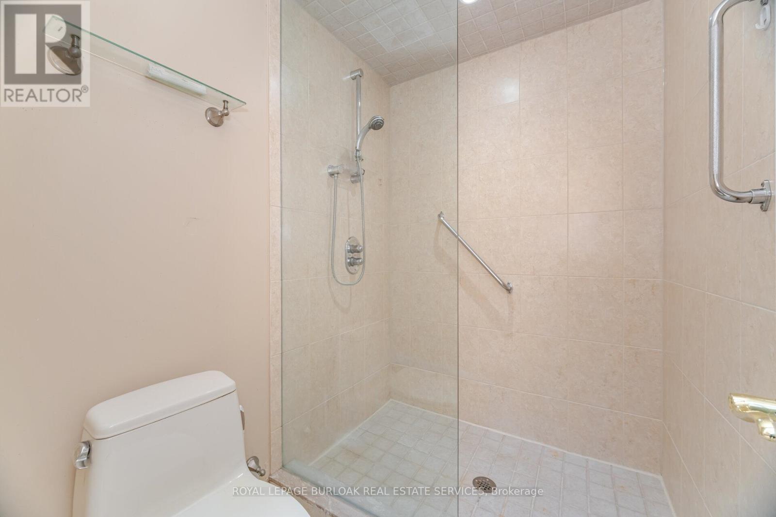 204 Arichat Road, Oakville, Ontario  L6J 5N4 - Photo 24 - W12213065