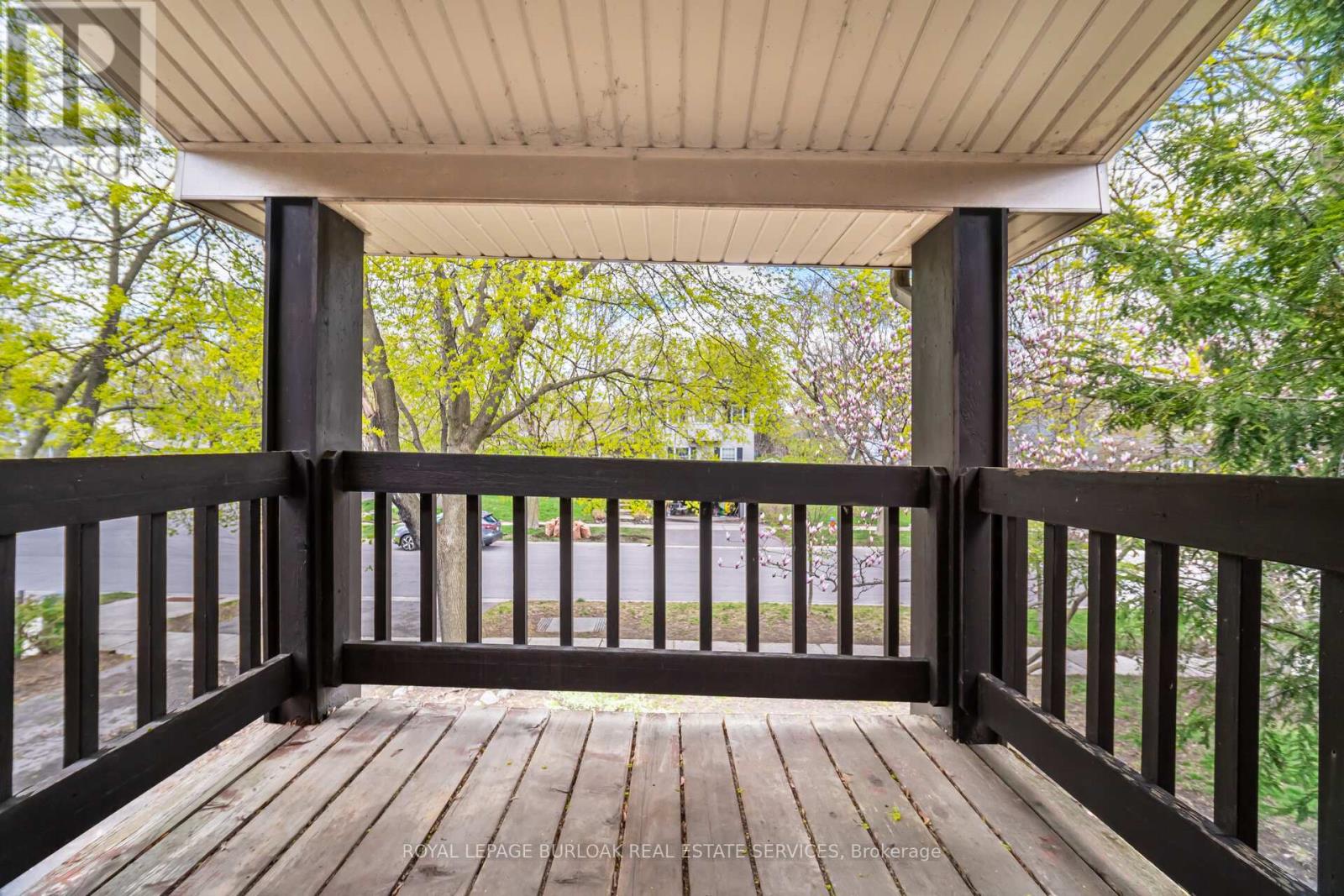 204 Arichat Road, Oakville, Ontario  L6J 5N4 - Photo 25 - W12213065