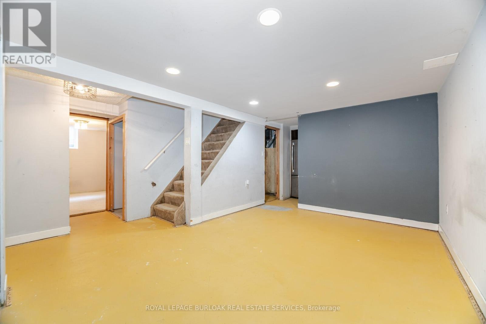204 Arichat Road, Oakville, Ontario  L6J 5N4 - Photo 33 - W12213065