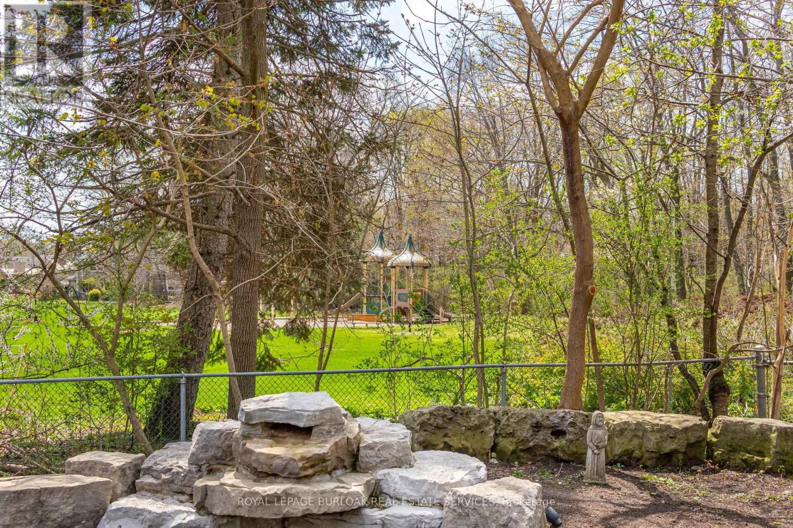 204 Arichat Road, Oakville, Ontario  L6J 5N4 - Photo 41 - W12213065