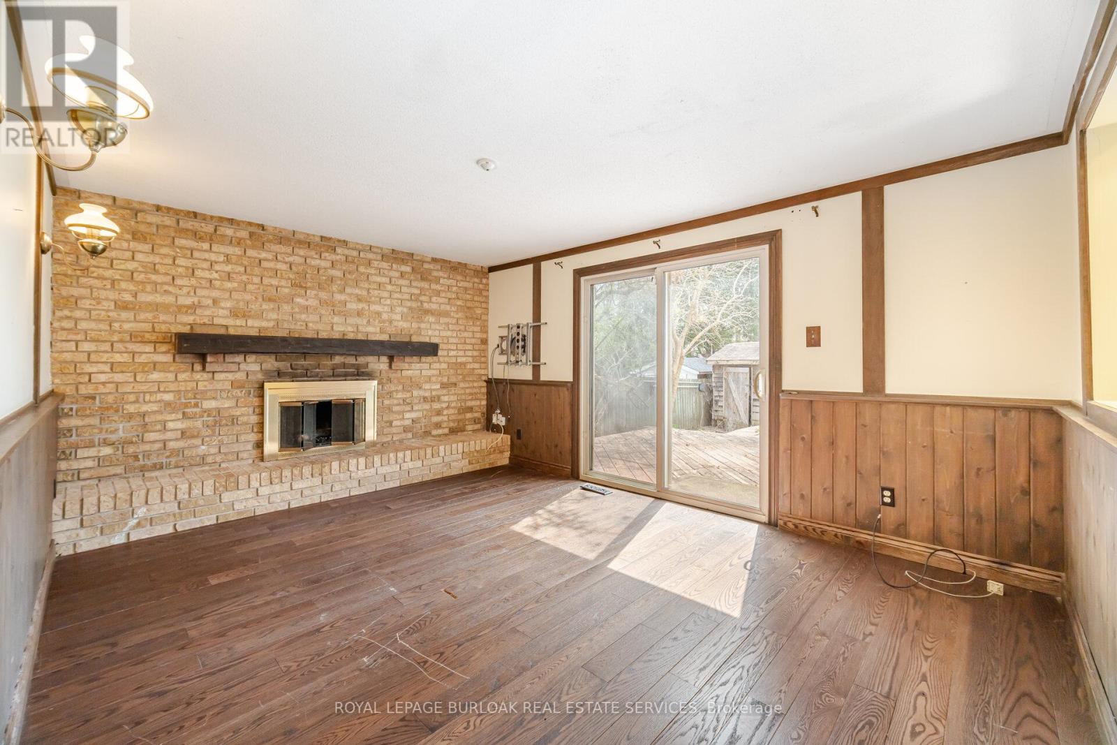 204 Arichat Road, Oakville, Ontario  L6J 5N4 - Photo 8 - W12213065