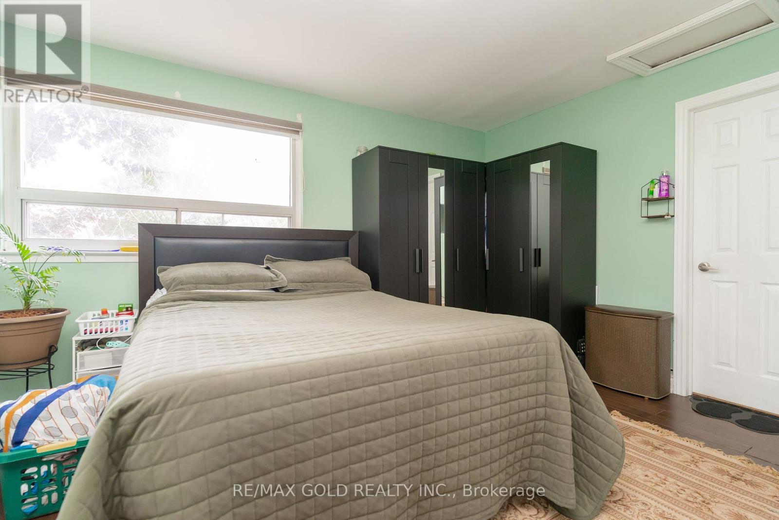 48 Drury Crescent, Brampton, Ontario  L6T 1L2 - Photo 22 - W12213076