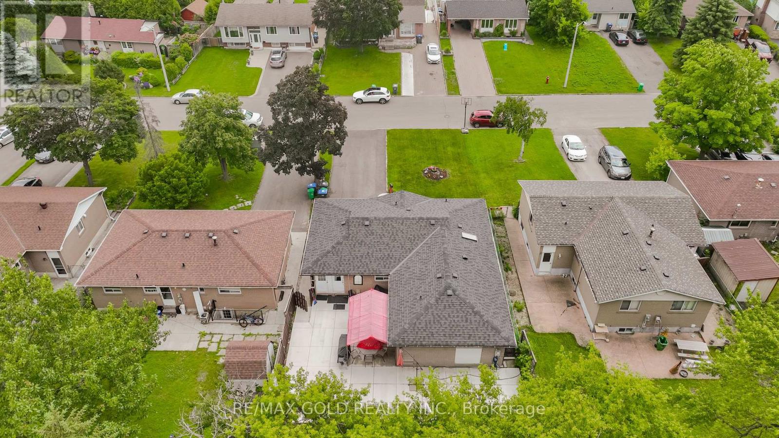 48 Drury Crescent, Brampton, Ontario  L6T 1L2 - Photo 43 - W12213076