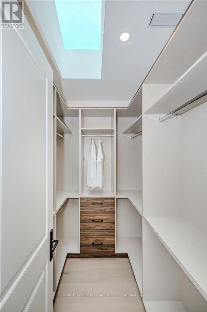 78 South Kingsway, Toronto (High Park-Swansea), Ontario  M6S 3T3 - Photo 25 - W12213080