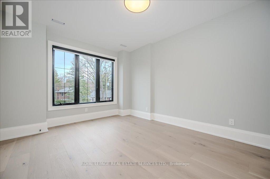 78 South Kingsway, Toronto (High Park-Swansea), Ontario  M6S 3T3 - Photo 34 - W12213080