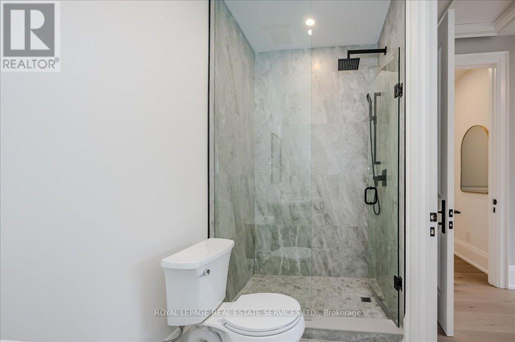 78 South Kingsway, Toronto (High Park-Swansea), Ontario  M6S 3T3 - Photo 37 - W12213080