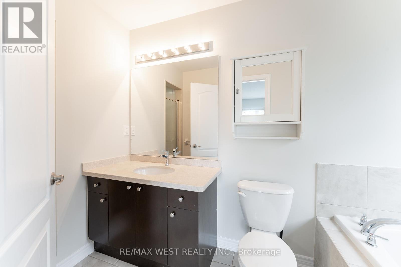 2120 Fiddlers Way, Oakville (Wm Westmount), Ontario  L5M 0M5 - Photo 32 - W12213203