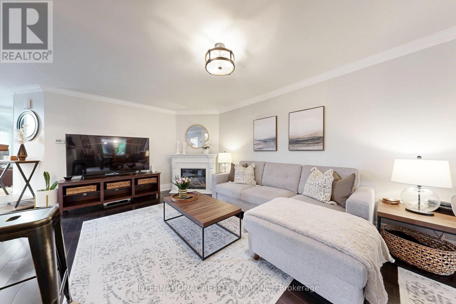 1088 Runnymead Crescent, Oakville, Ontario  L6M 1C4 - Photo 11 - W12213253