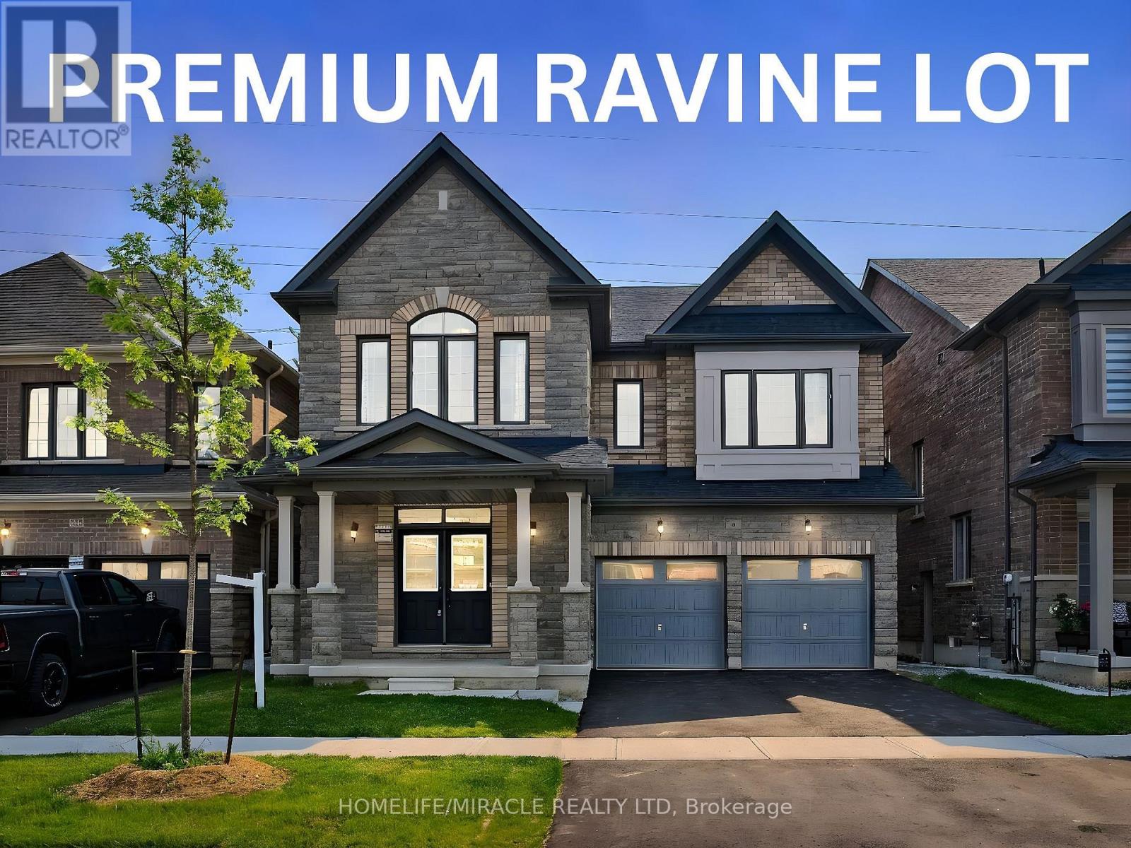 4 BAVENDEN CRESCENT, Brampton, Ontario
