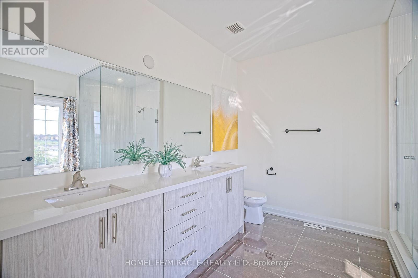 4 Bavenden Crescent, Brampton (Credit Valley), Ontario  L6X 0K7 - Photo 27 - W12213274